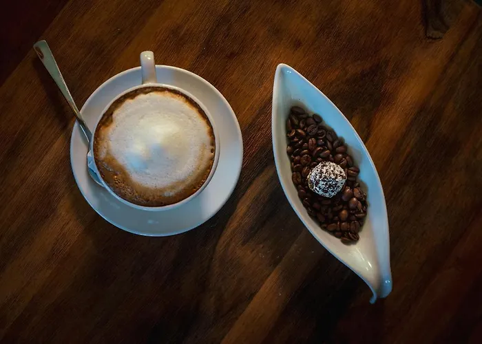 Kulinarik & Geniesser Strauss