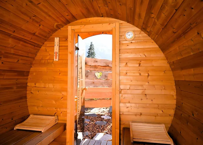 Hotel Kulinarik & Geniesser Strauss 3*